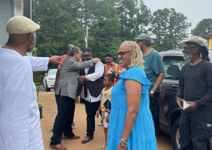 Sanders sister and other family members visiting him
