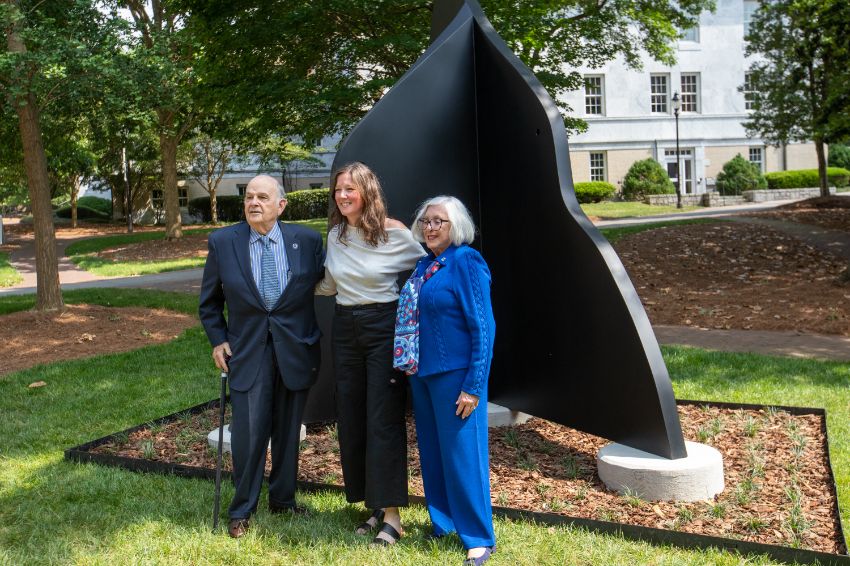 Dedication of COVID-19 sculpture honors Emory Healthcare and university personnel